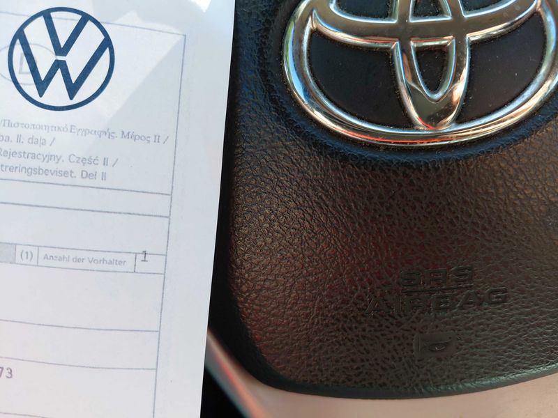 Toyota Avensis 2.0 D-4D Edition 2014 – снимка 14