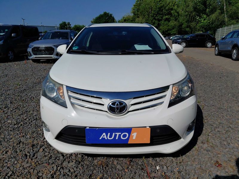 Toyota Avensis 2.0 D-4D Edition 2014 – снимка 7