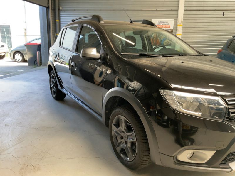Dacia Sandero 0.9 TCe Stepway 2018 – снимка 12