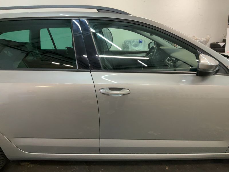 Skoda Octavia 2.0 TDI Elegance 2013 – снимка 10