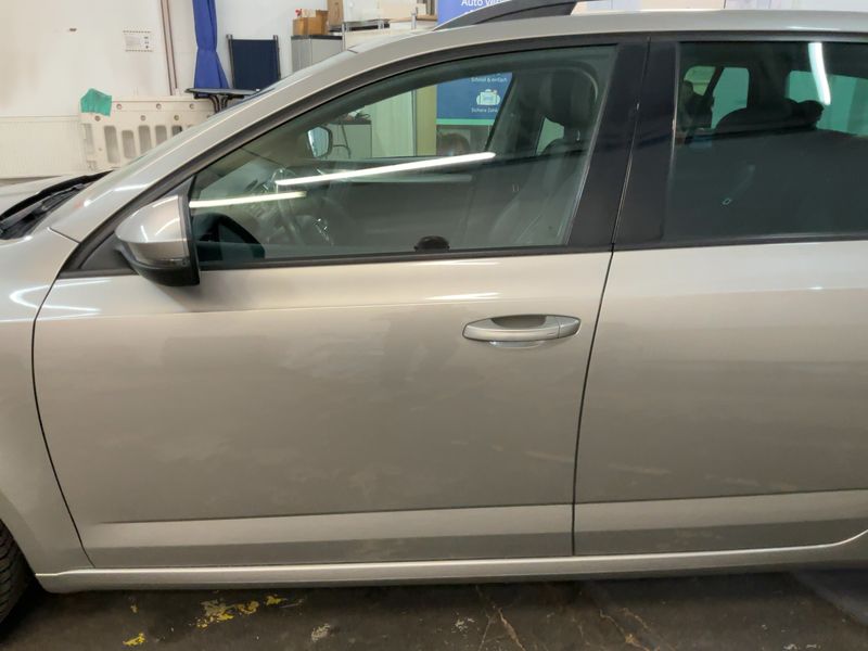 Skoda Octavia 2.0 TDI Elegance 2013 – снимка 4
