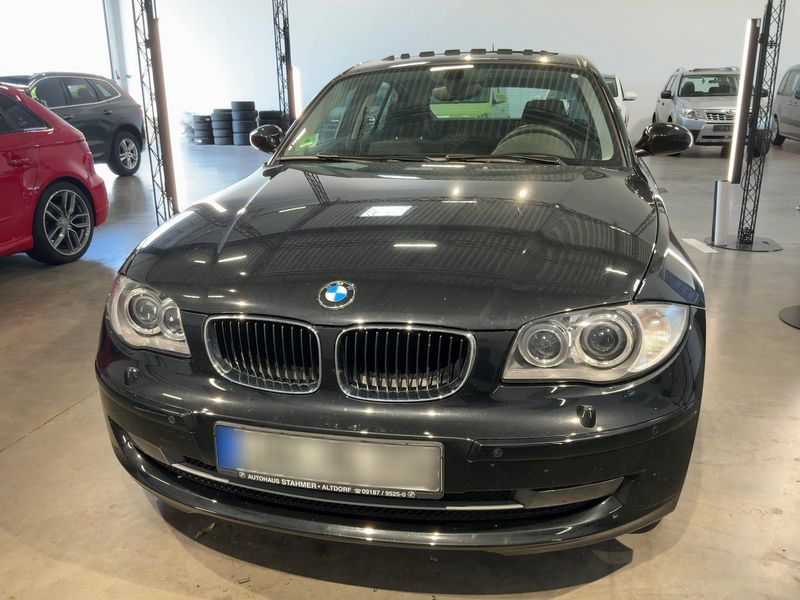 BMW 1er 118i 2009 – снимка 14