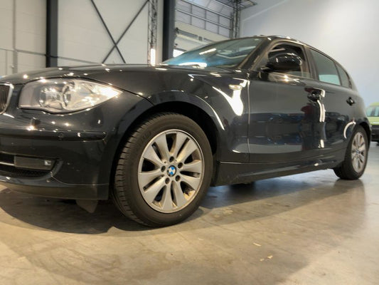 BMW 1er 118i 2009 – снимка 2
