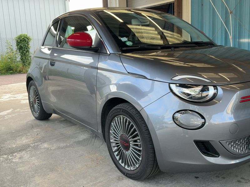 Fiat 500e electric drive 70 kW Red 2021 – снимка 12