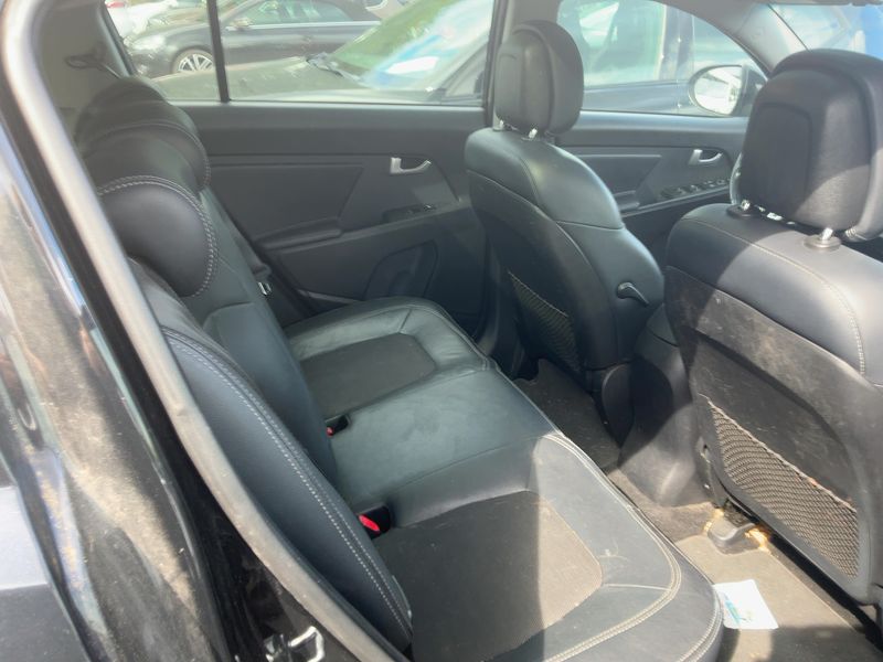 Kia Sportage 2.0 CRDi Spirit 4WD 2012 – снимка 19