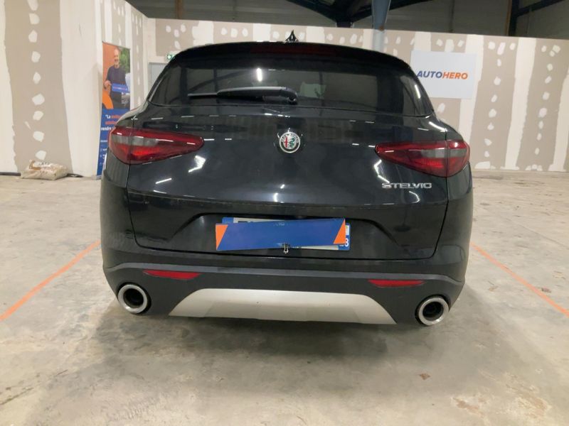 Alfa Romeo Stelvio 2.2 JTDM Super 2WD 2018 – снимка 7