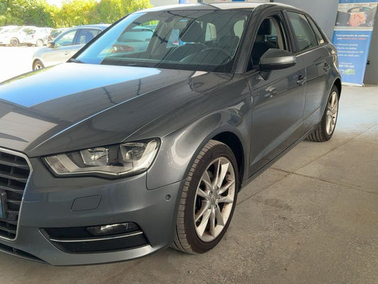 Audi A3 Sportback 2.0 TDI Business 2015 – снимка 2
