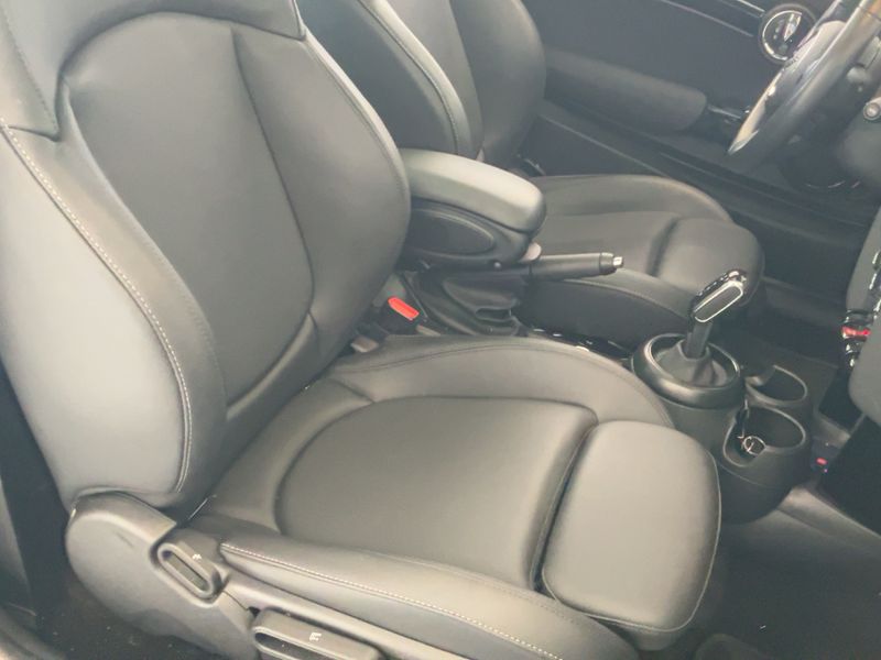 MINI Cooper John Cooper Works Trim 2023 – снимка 16