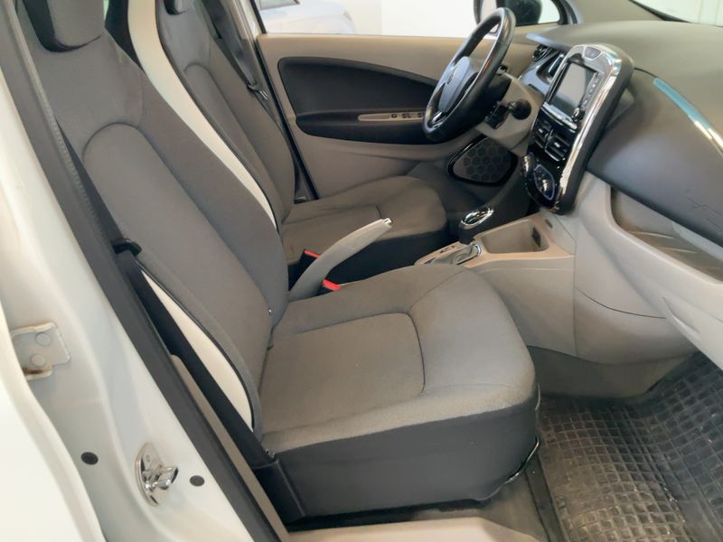 Renault Zoe electric drive 43 kW Intens 2016 – снимка 16
