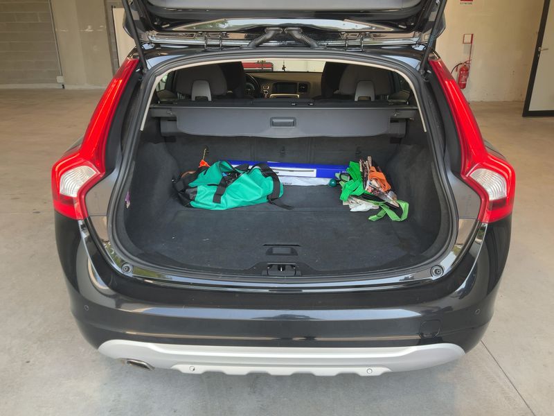 Volvo V60 2.0 D4 Momentum 2013 – снимка 15