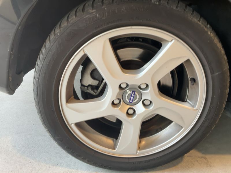 Volvo V60 2.0 D4 Momentum 2013 – снимка 9