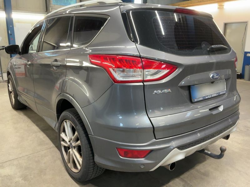 Ford Kuga 2.0 TDCi Individual 2014 – снимка 6