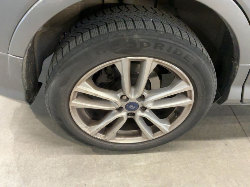 Ford Kuga 2.0 TDCi Individual 2014 – снимка 9