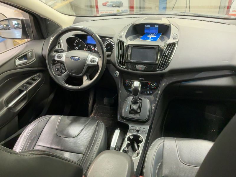 Ford Kuga 2.0 TDCi Individual 2014 – снимка 17