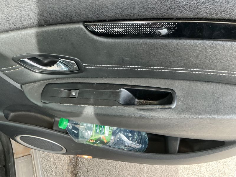 Renault Grand Scenic 1.6 dCi Dynamique 2012 – снимка 30