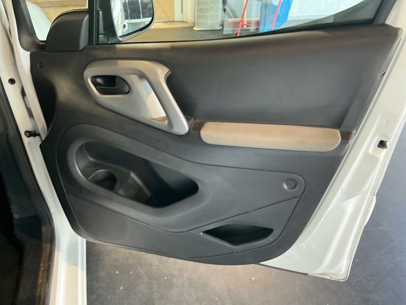 Citroen Berlingo 1.6 Blue-HDi Selection 2016 – снимка 26