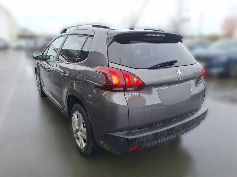 Peugeot 2008 1.2 PureTech Style 2017 – снимка 3