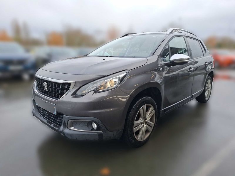 Peugeot 2008 1.2 PureTech Style 2017 – снимка 2