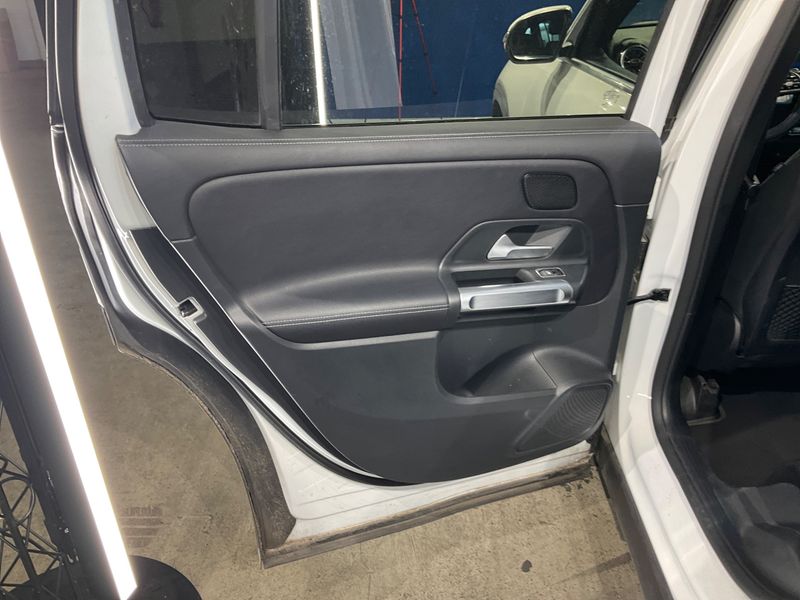Mercedes-Benz GLB-Klasse GLB 220 d Progressive 2022 – снимка 28