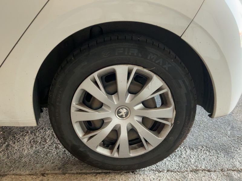Peugeot 208 1.6 Blue-HDi Active Auto Ecole 2018 – снимка 5