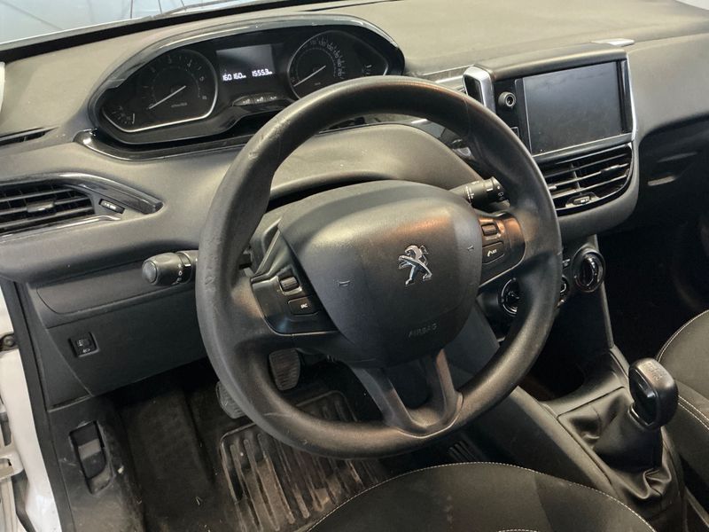 Peugeot 208 1.6 Blue-HDi Active Auto Ecole 2018 – снимка 24