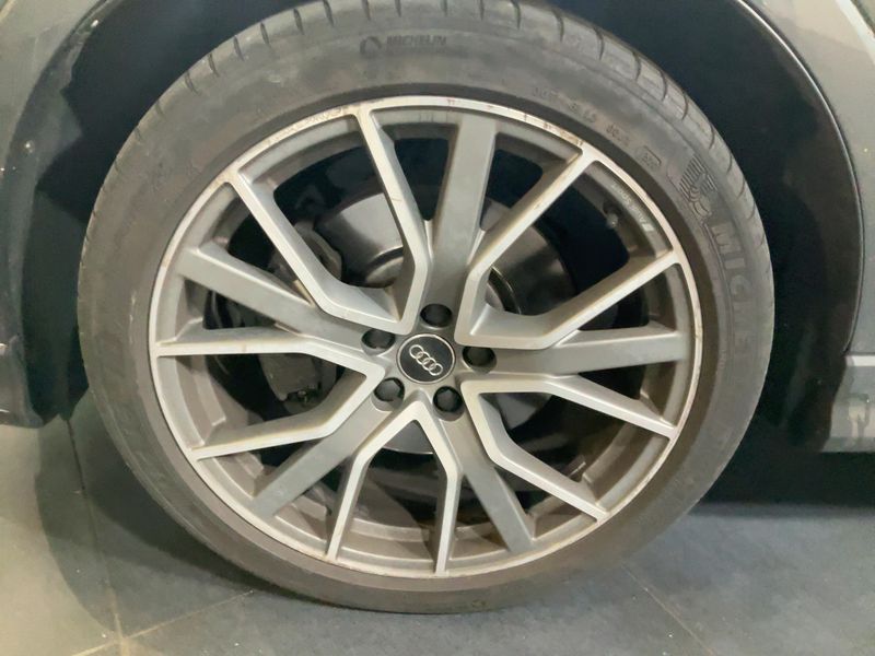 Audi Q3 45 TFSI quattro S line 2019 – снимка 3