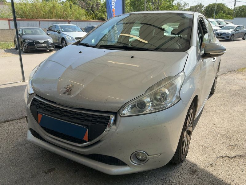 Peugeot 208 1.6 Allure 2015 – снимка 1