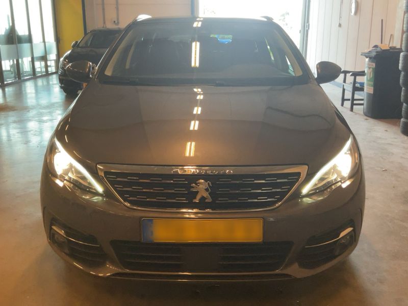 Peugeot 308 1.2 PureTech Tech Edition 2018 – снимка 14