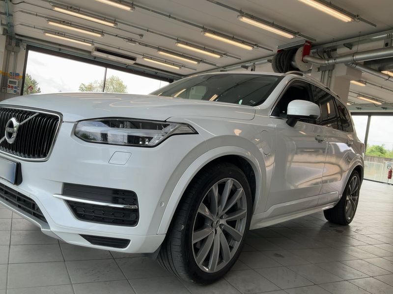 Volvo XC90 2.0 T8 Plug-in Hybrid Momentum AWD 2019 – снимка 2
