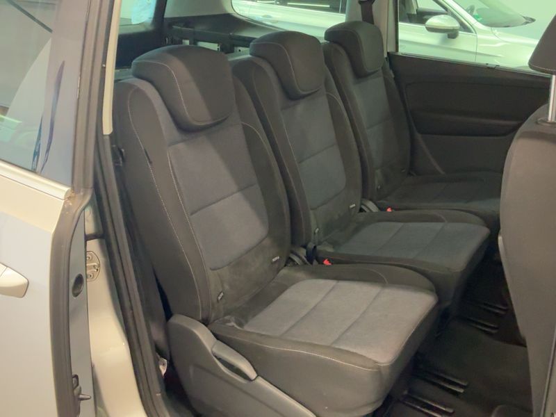 Volkswagen Sharan 2.0 TDI Style BlueMotion Tech 2011 – снимка 20
