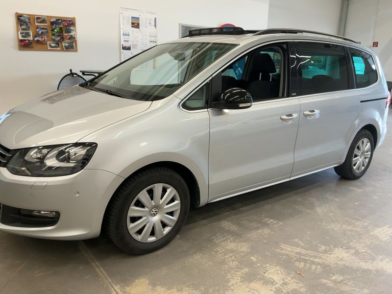 Volkswagen Sharan 2.0 TDI Style BlueMotion Tech 2011 – снимка 2