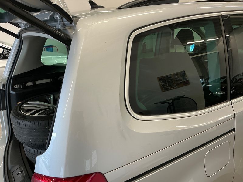 Volkswagen Sharan 2.0 TDI Style BlueMotion Tech 2011 – снимка 22