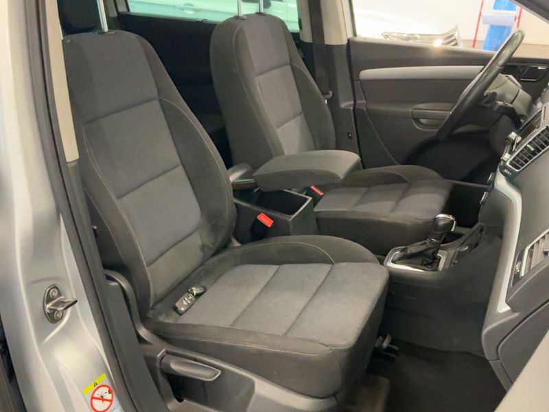 Volkswagen Sharan 2.0 TDI Style BlueMotion Tech 2011 – снимка 17