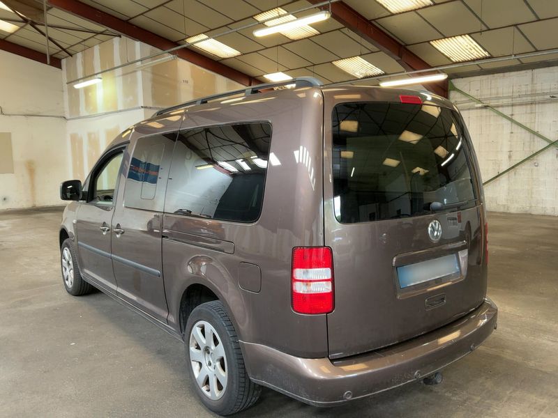 Volkswagen Caddy 1.6 TDI Maxi Trendline 2011 – снимка 6