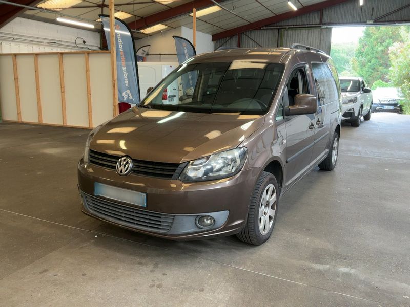 Volkswagen Caddy 1.6 TDI Maxi Trendline 2011 – снимка 1