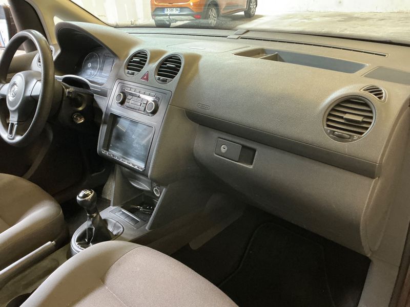 Volkswagen Caddy 1.6 TDI Maxi Trendline 2011 – снимка 28