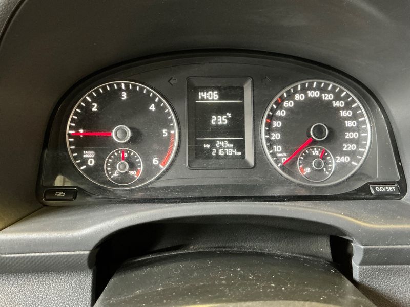 Volkswagen Caddy 1.6 TDI Maxi Trendline 2011 – снимка 18