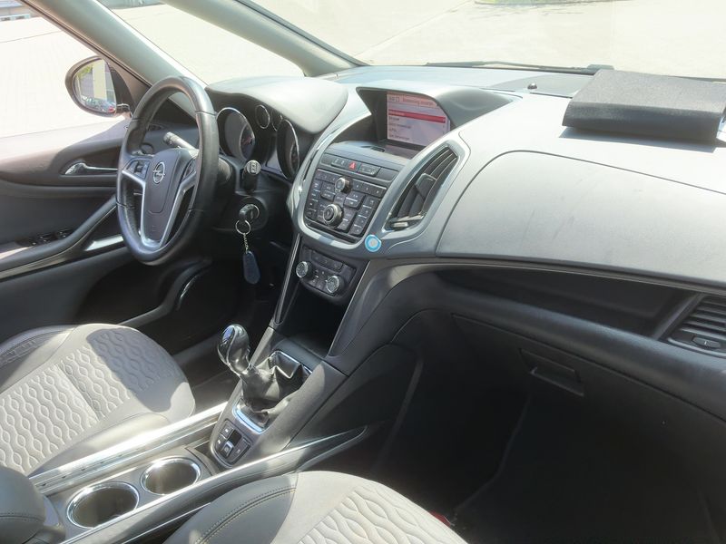 Opel Zafira Tourer 2.0 CDTI Cosmo Pack 2013 – снимка 17