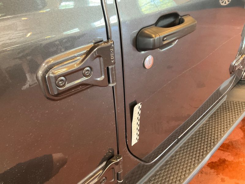 Jeep Wrangler Unlimited 2.0 4xe Plug-in Hybrid First Edition 2021 – снимка 23