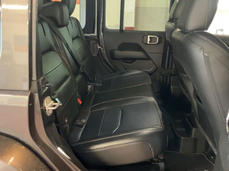 Jeep Wrangler Unlimited 2.0 4xe Plug-in Hybrid First Edition 2021 – снимка 19