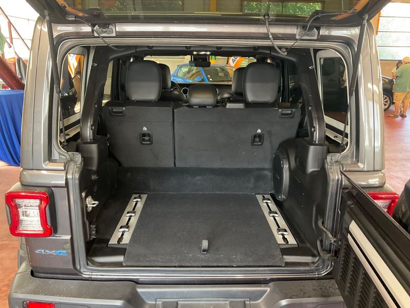 Jeep Wrangler Unlimited 2.0 4xe Plug-in Hybrid First Edition 2021 – снимка 15