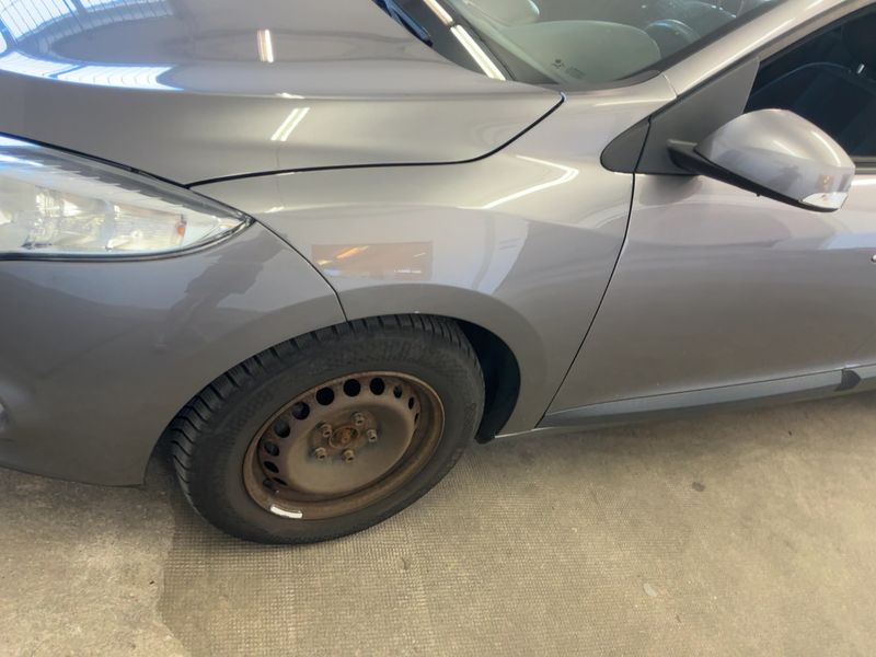 Renault Megane 1.6 Dynamique 2009 – снимка 2