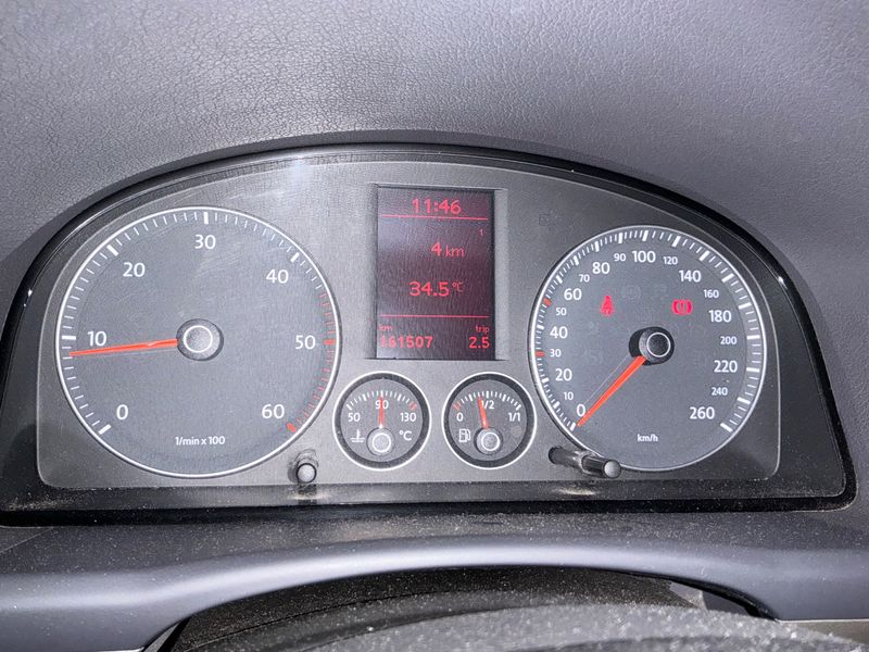 Volkswagen Touran 2.0 TDI Trendline 2009 – снимка 18