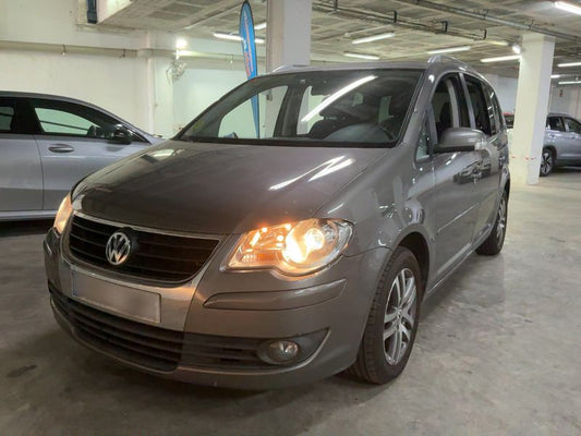 Volkswagen Touran 2.0 TDI Trendline 2009 – снимка 1