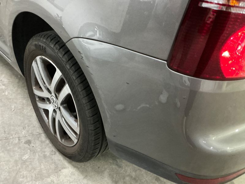 Volkswagen Touran 2.0 TDI Trendline 2009 – снимка 29