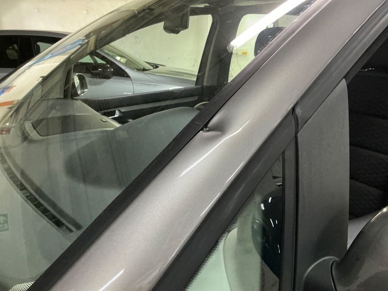 Volkswagen Touran 2.0 TDI Trendline 2009 – снимка 23