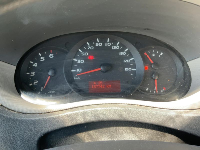 Nissan NV400 2.3 dCi L2H2 3,3t PRO 2016 – снимка 18