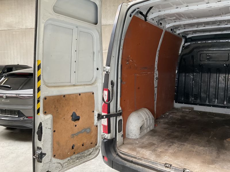 Nissan NV400 2.3 dCi L2H2 3,3t PRO 2016 – снимка 39