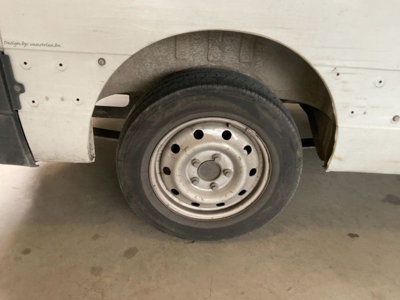 Nissan NV400 2.3 dCi L2H2 3,3t PRO 2016 – снимка 9