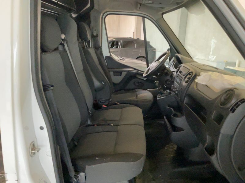 Nissan NV400 2.3 dCi L2H2 3,3t PRO 2016 – снимка 16